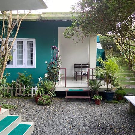 Ammus Homestay Thekkady Exterior photo