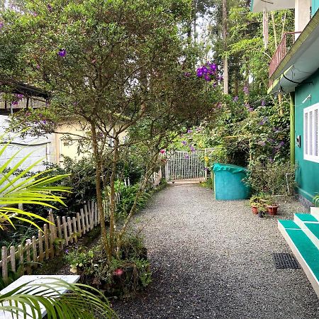 Ammus Homestay Thekkady Exterior photo