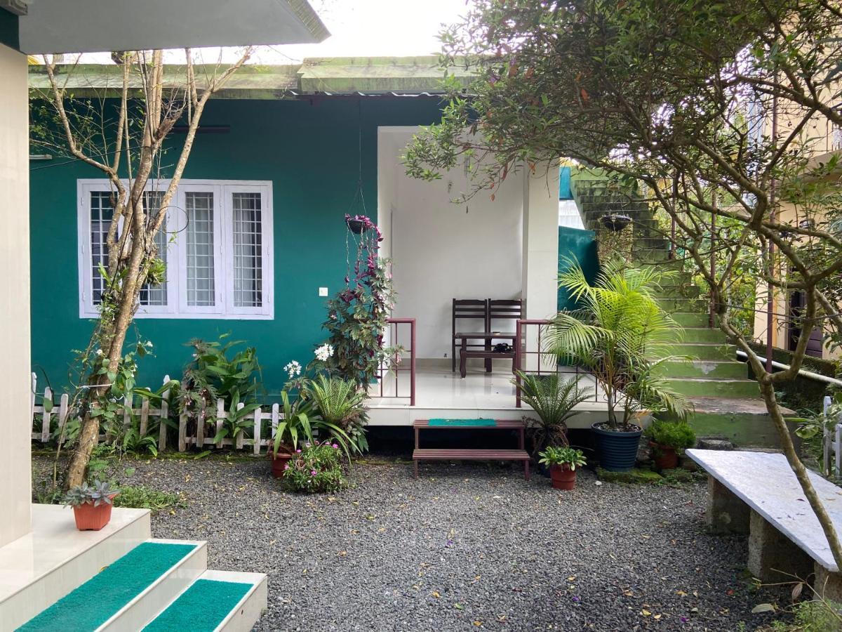 Ammus Homestay Thekkady Exterior photo