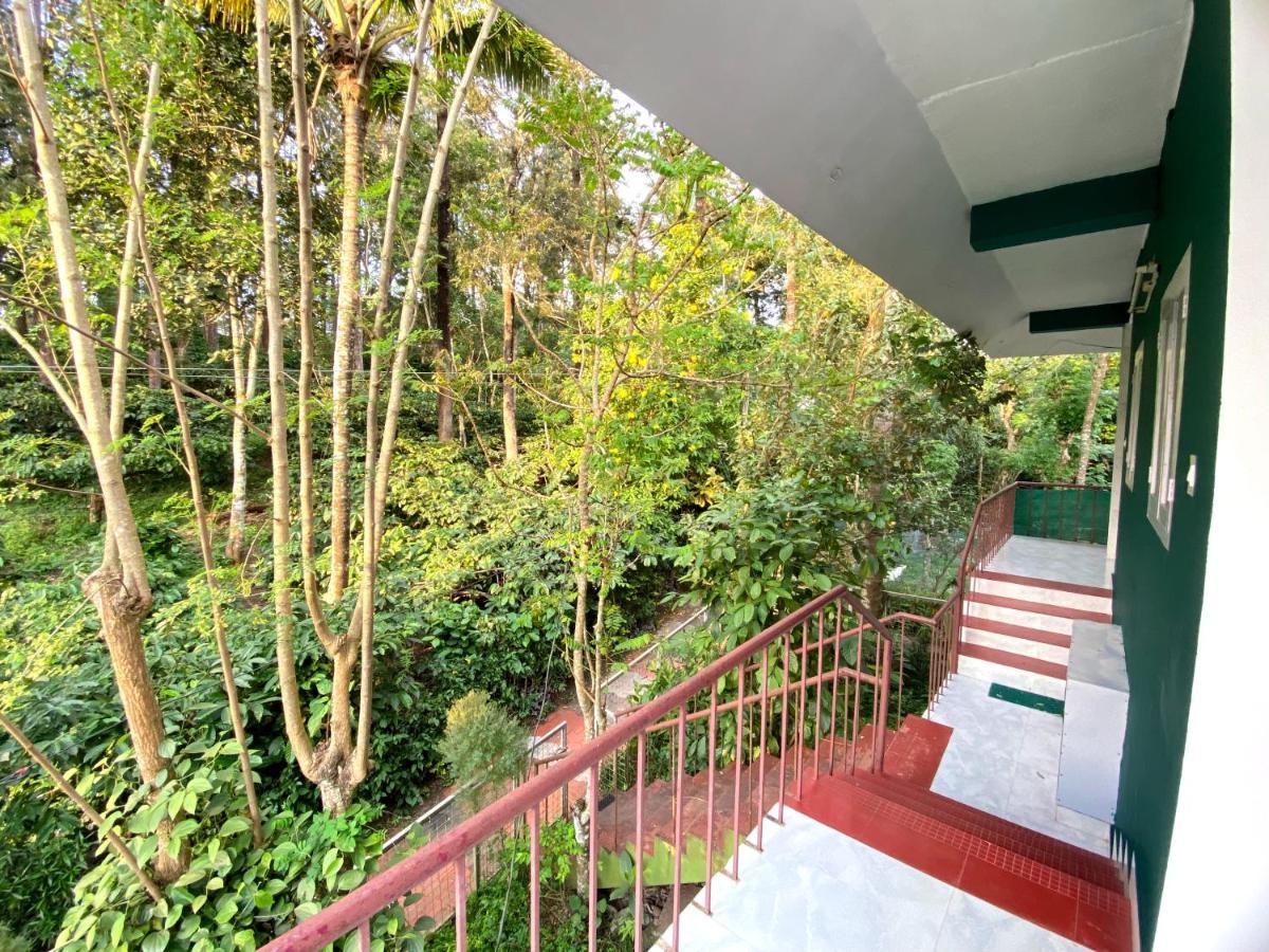 Ammus Homestay Thekkady Exterior photo